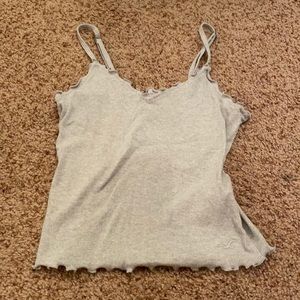 hollister crop top barely worn size small